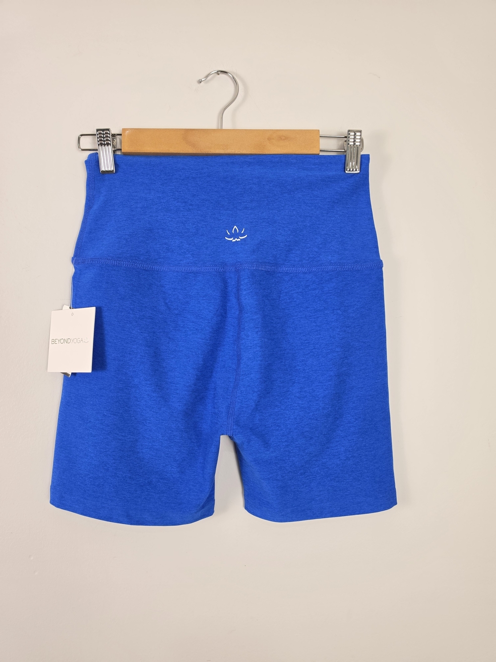 Beyond Yoga Spacedye High Waisted Biker Shorts in Electric Blue Size Large NWT